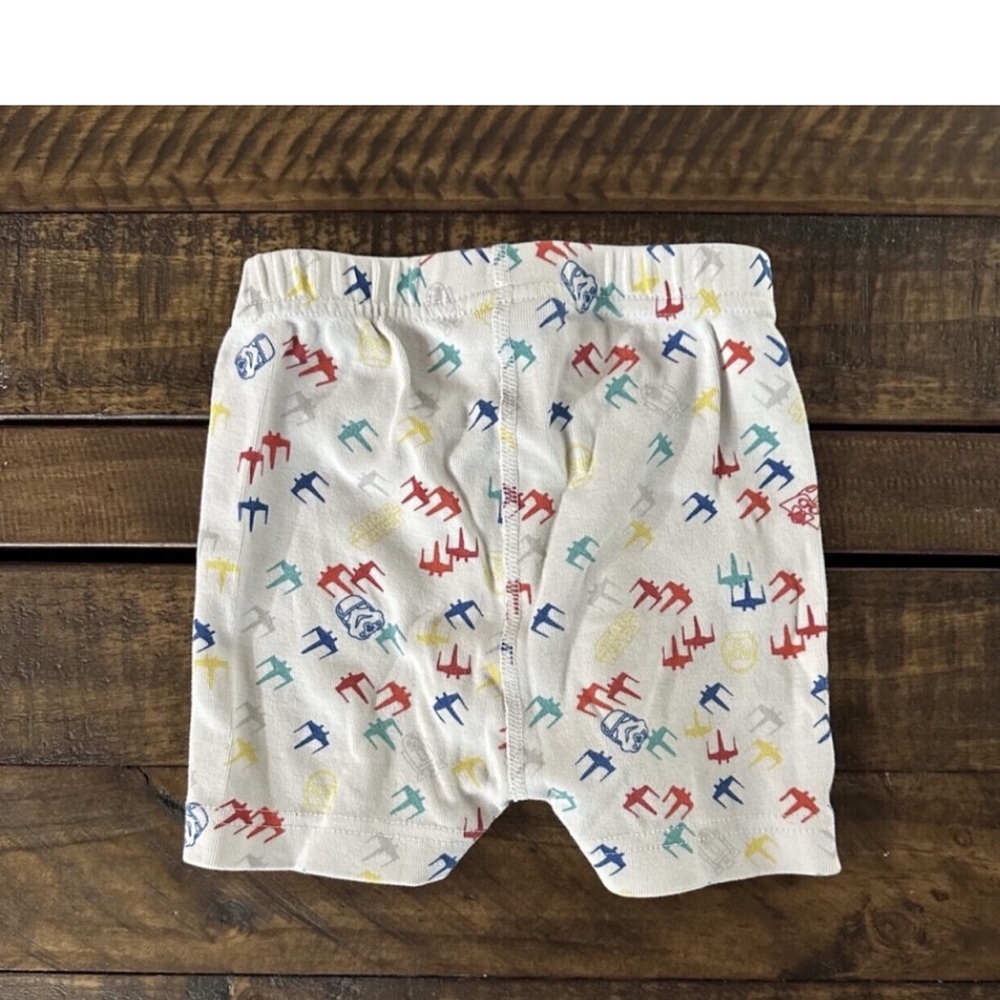 Colorful Hanna Andersson Star Wars Patterned Pajama Shorts - Picture 3 of 5